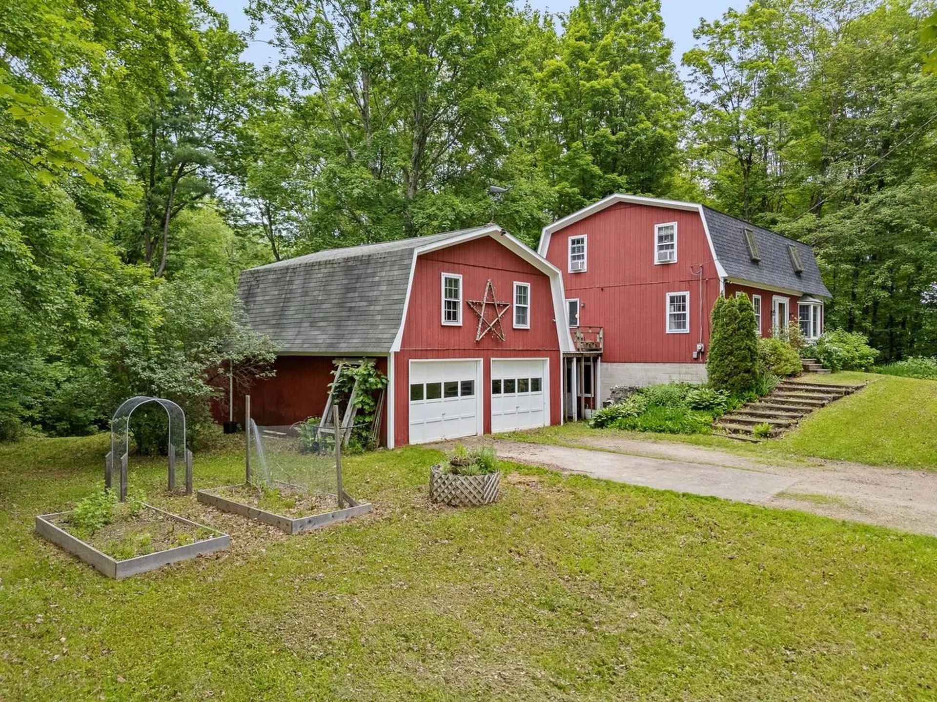 1128 Hardscrabble Road Bristol VT 05443
