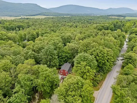 1128 Hardscrabble Road Bristol VT 05443