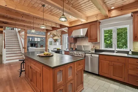 12 Middleton Drive Bedford NH 03110