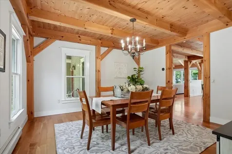 12 Middleton Drive Bedford NH 03110