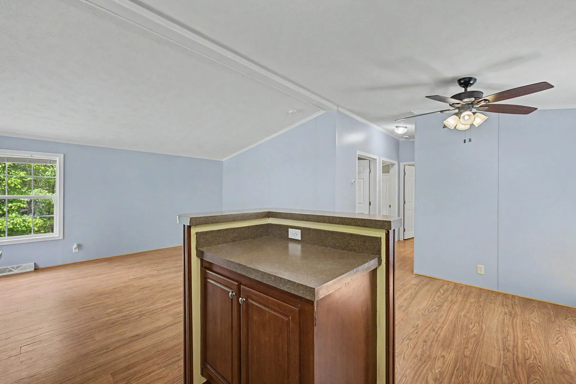 2 Tamarack Place Londonderry NH 03038