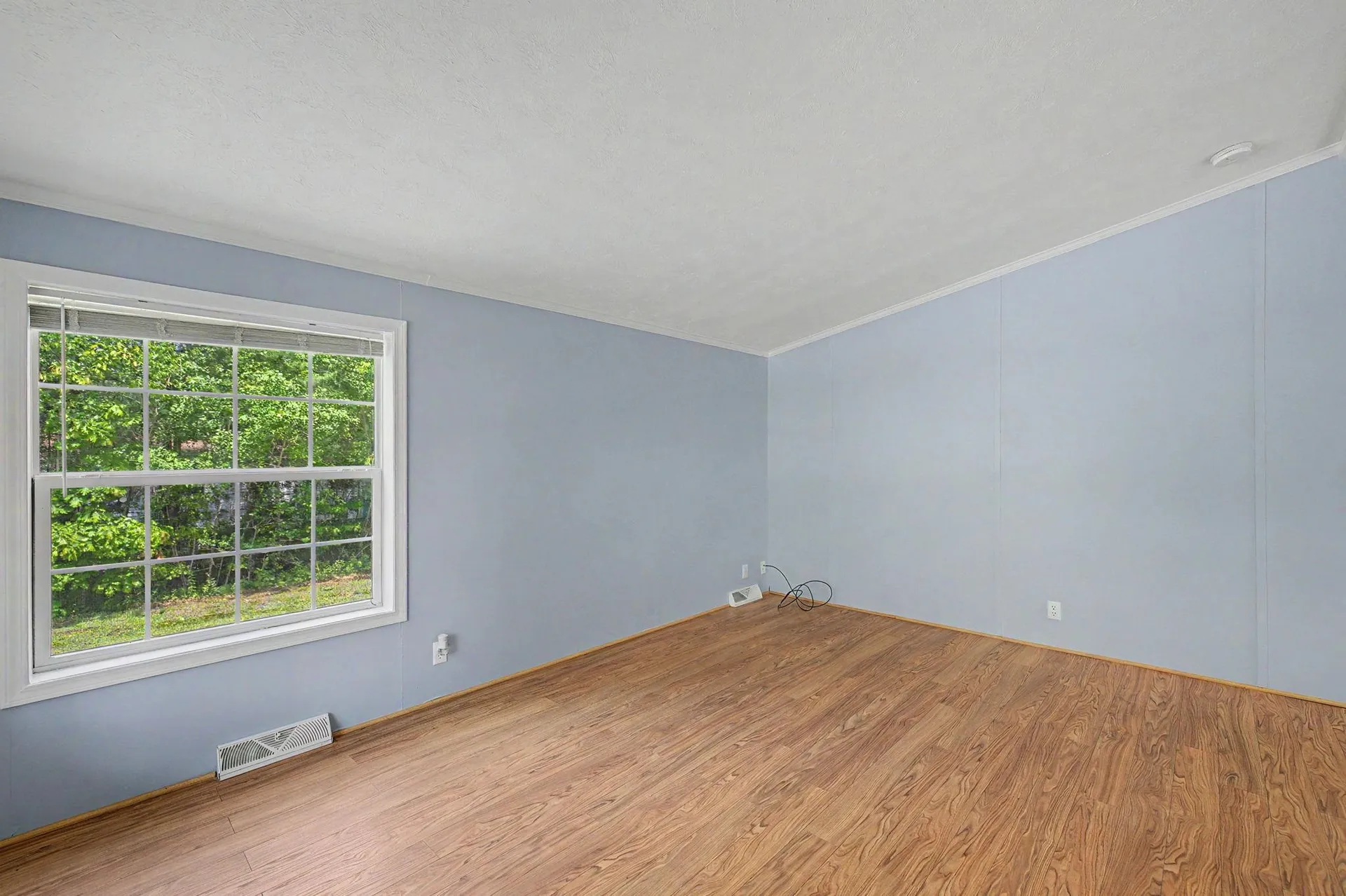 2 Tamarack Place Londonderry NH 03038