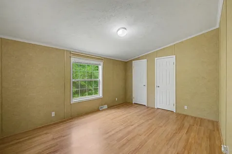 2 Tamarack Place Londonderry NH 03038