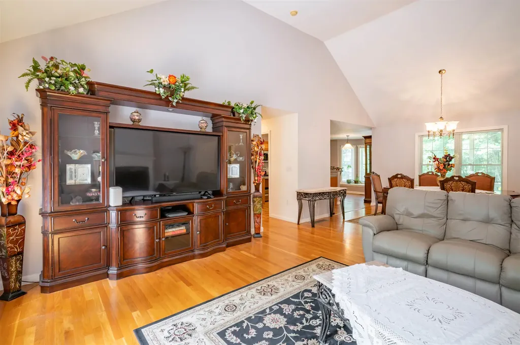 120 Camp Sargent Road Merrimack NH 03054