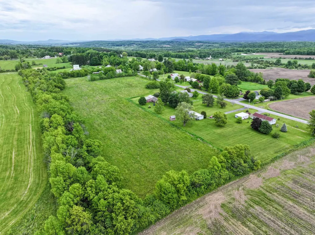 286 S. Bingham Street Cornwall VT 05753