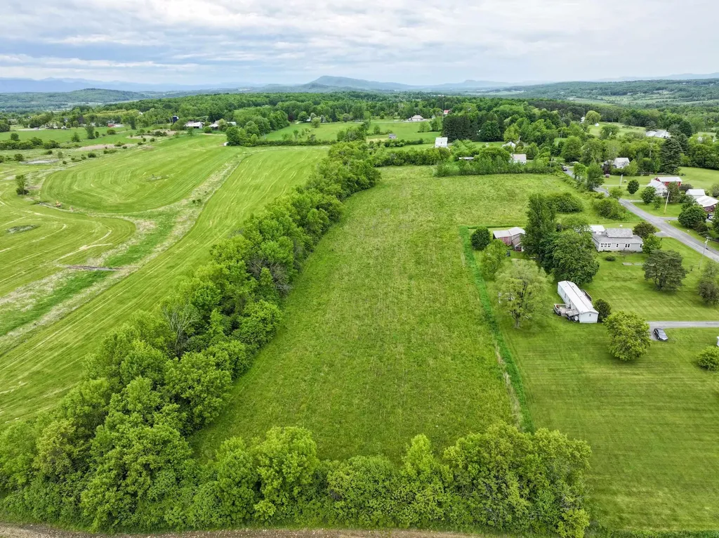 286 S. Bingham Street Cornwall VT 05753