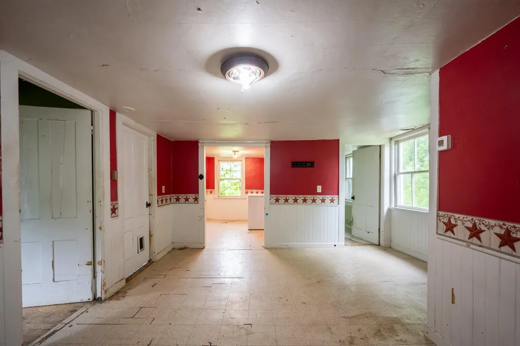 286 S. Bingham Street Cornwall VT 05753