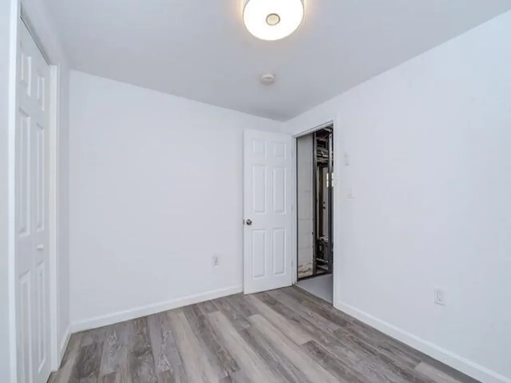 827 Nashua Road Dracut MA 01826