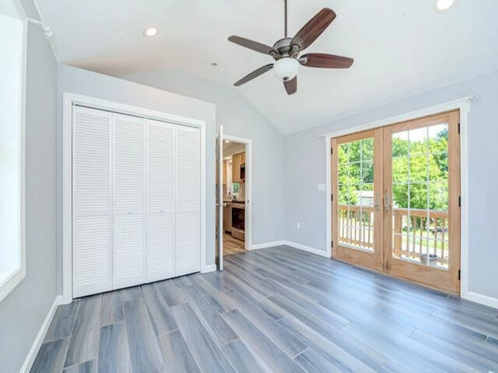 827 Nashua Road Dracut MA 01826