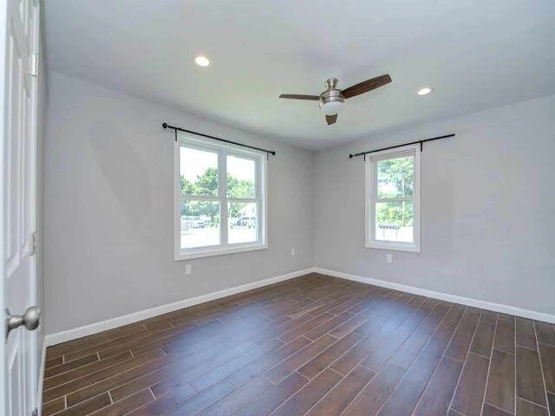 827 Nashua Road Dracut MA 01826