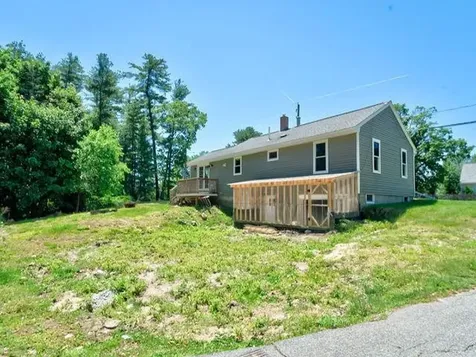 827 Nashua Road Dracut MA 01826