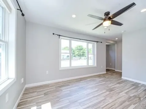827 Nashua Road Dracut MA 01826