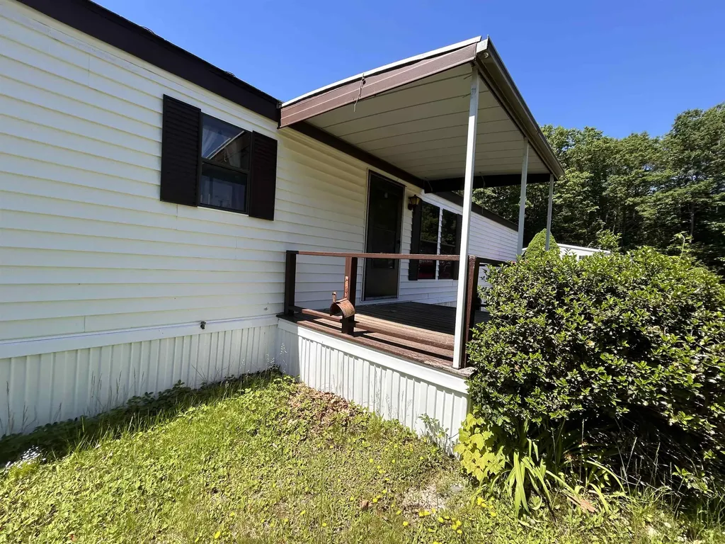 37 Monadnock Drive Rochester NH 03867