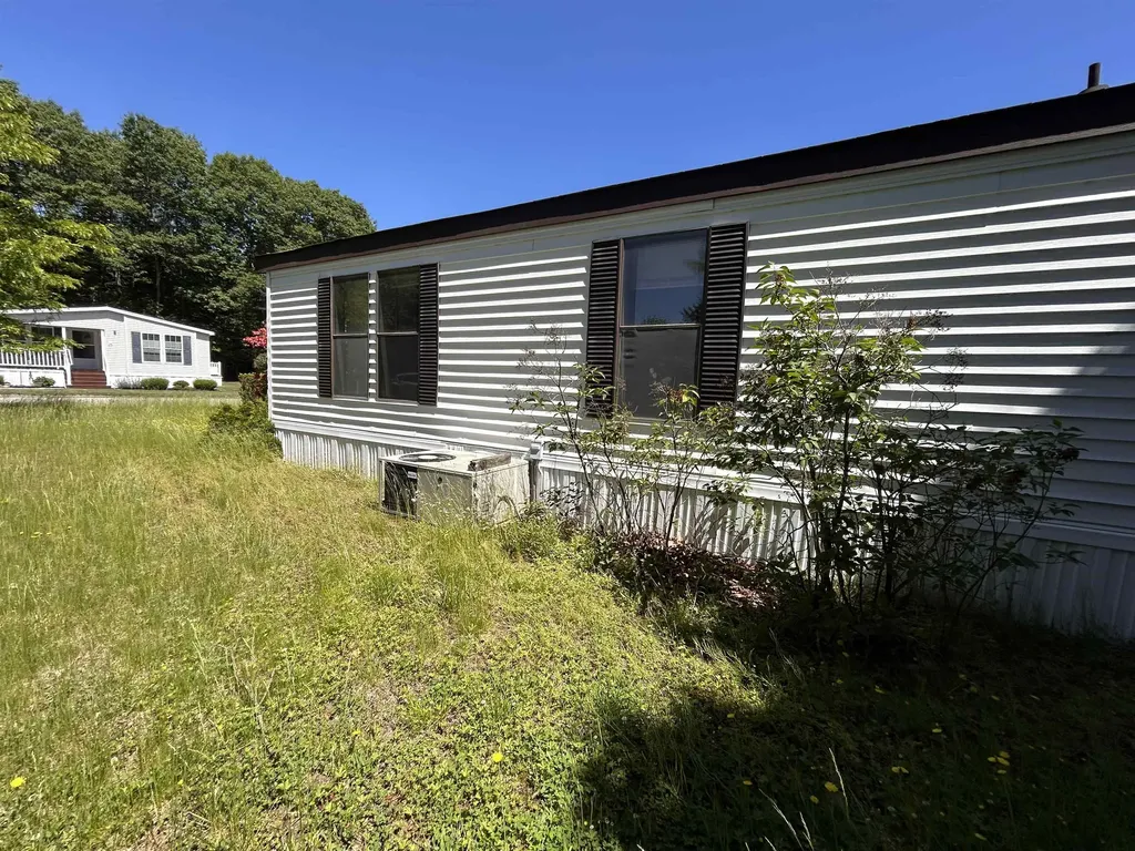 37 Monadnock Drive Rochester NH 03867