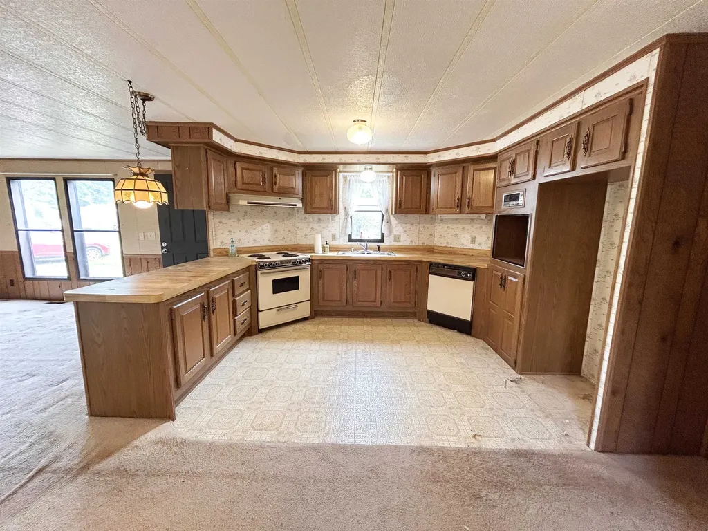 37 Monadnock Drive Rochester NH 03867
