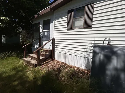 37 Monadnock Drive Rochester NH 03867