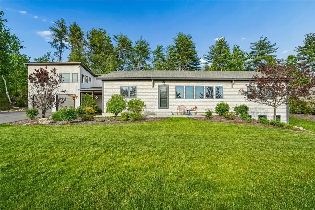 11 Wheeler Farm Road Bedford NH 03110