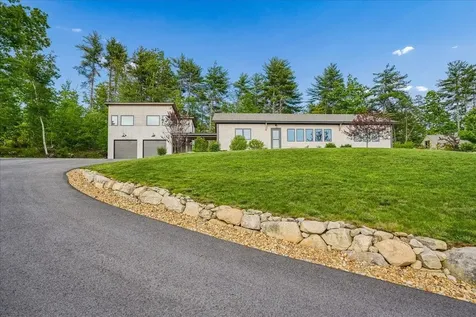 11 Wheeler Farm Road Bedford NH 03110