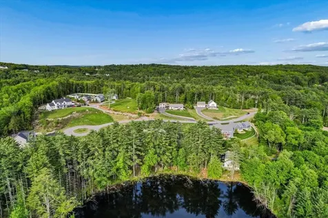 11 Wheeler Farm Road Bedford NH 03110