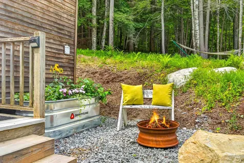 9 Beaver Pond Lane Jamaica VT 05343