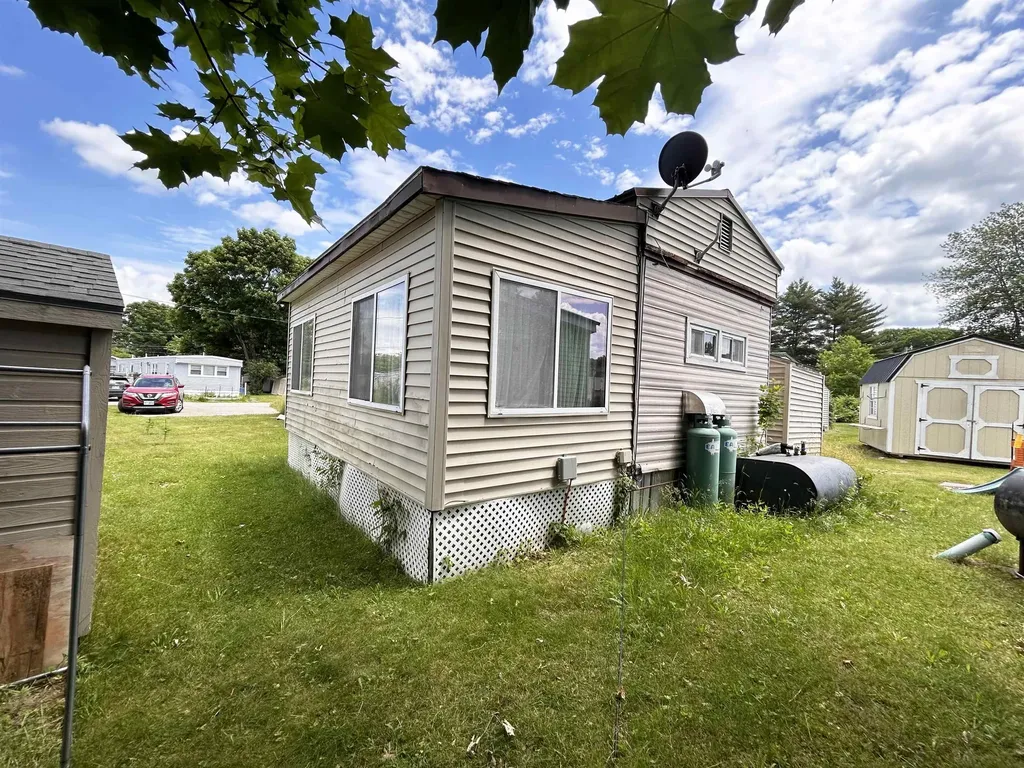 3 Willow Street Exeter NH 03833