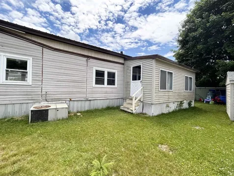 3 Willow Street Exeter NH 03833