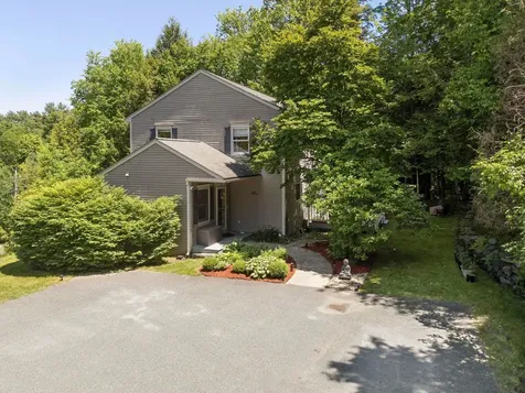 12 Wellington Circle Lebanon NH 03766