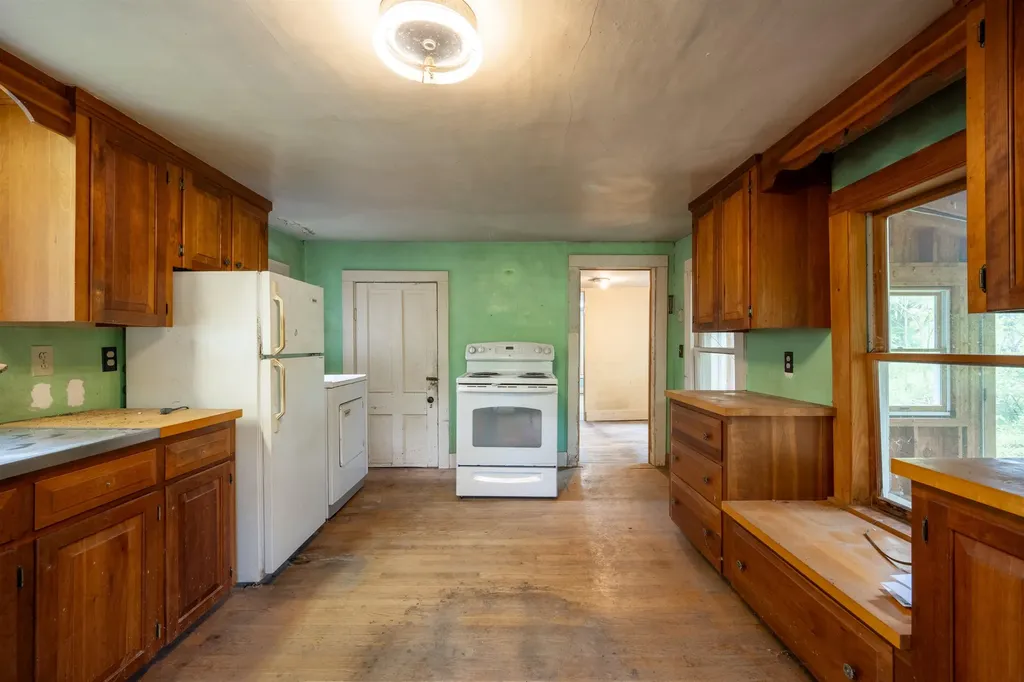 1519 Delong Road Cornwall VT 05753