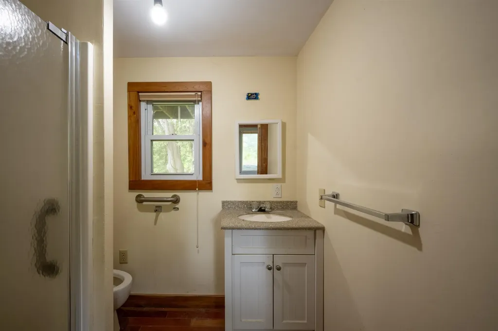 1519 Delong Road Cornwall VT 05753