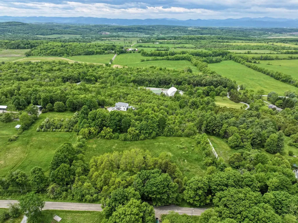 1519 Delong Road Cornwall VT 05753