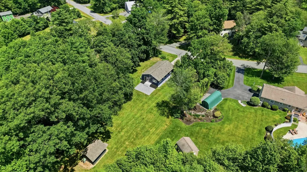 155 Lancaster Farm Road Salem NH 03079