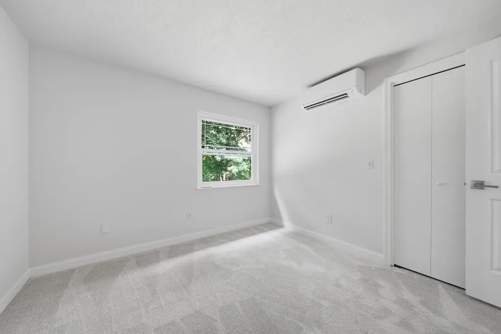 155 Lancaster Farm Road Salem NH 03079
