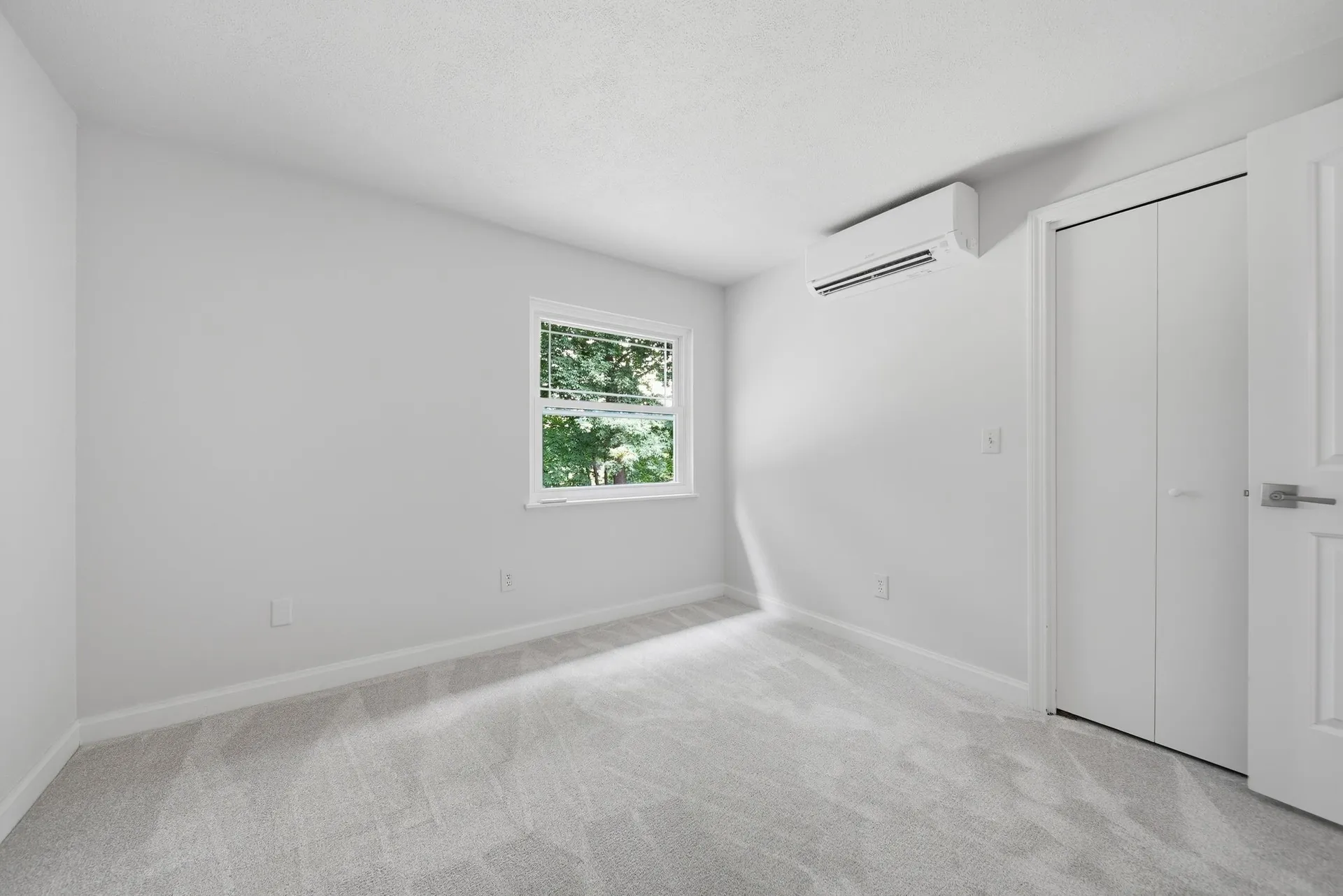 155 Lancaster Farm Road Salem NH 03079