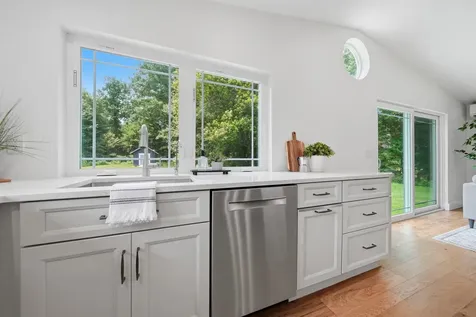 155 Lancaster Farm Road Salem NH 03079