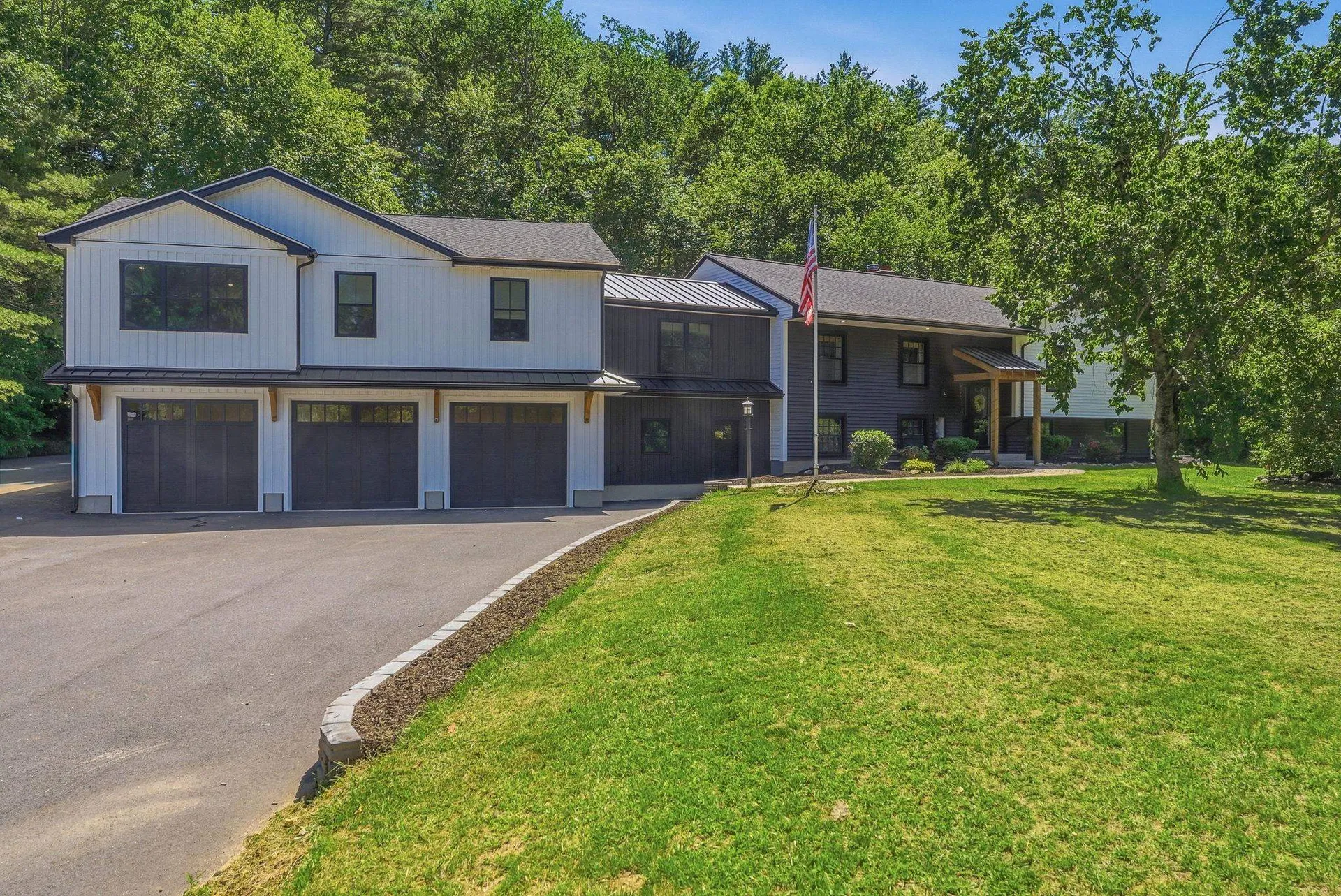 20 Cobbetts Pond Road Windham NH 03087