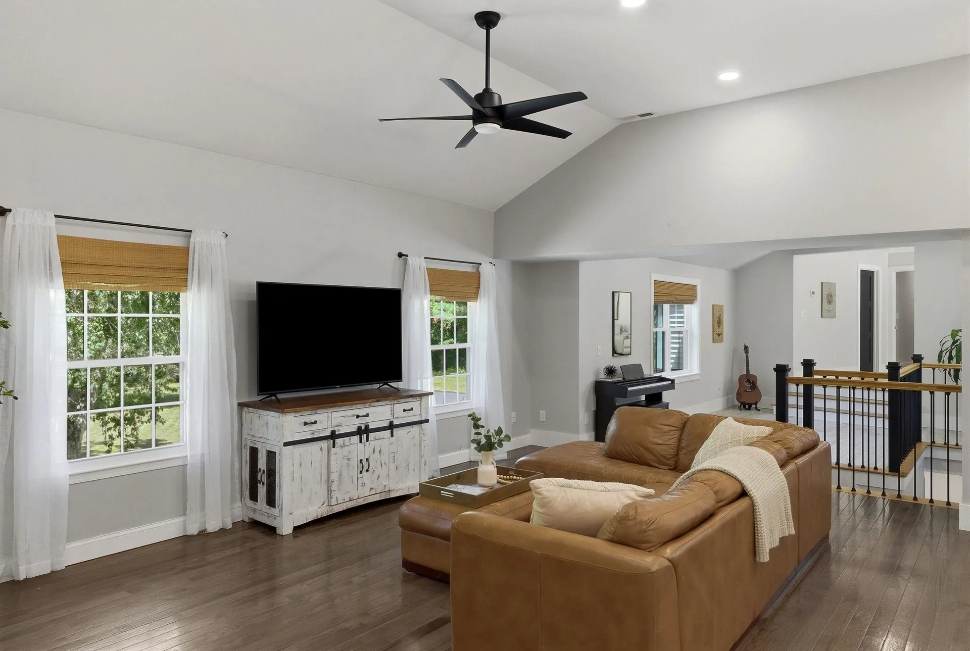 20 Cobbetts Pond Road Windham NH 03087