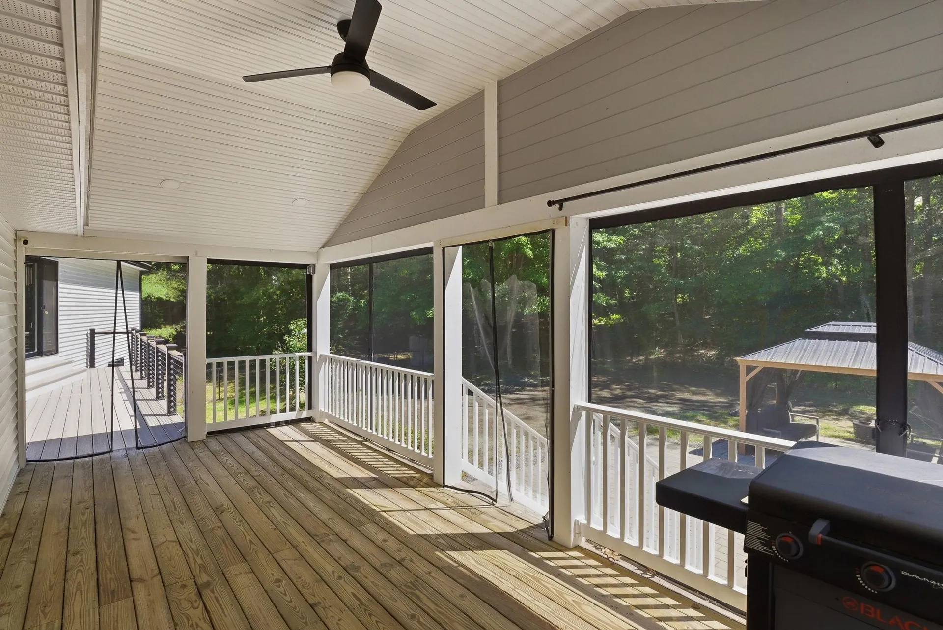 20 Cobbetts Pond Road Windham NH 03087
