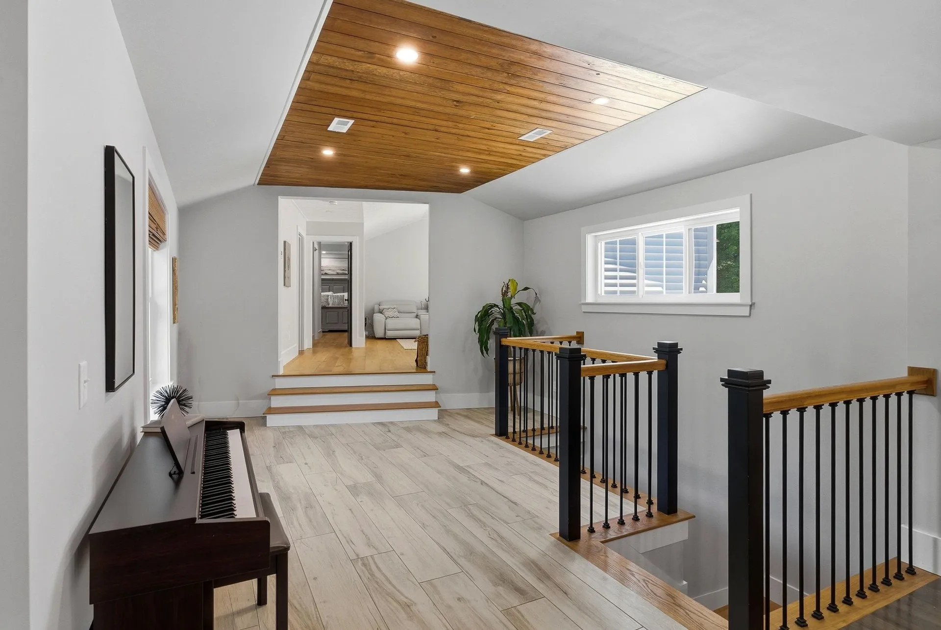 20 Cobbetts Pond Road Windham NH 03087