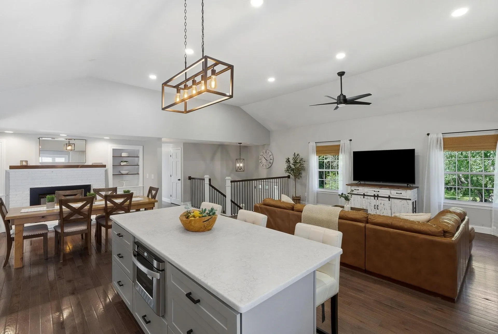 20 Cobbetts Pond Road Windham NH 03087