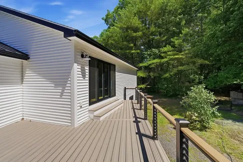 20 Cobbetts Pond Road Windham NH 03087
