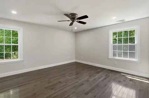20 Cobbetts Pond Road Windham NH 03087