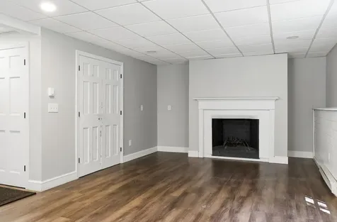 20 Cobbetts Pond Road Windham NH 03087