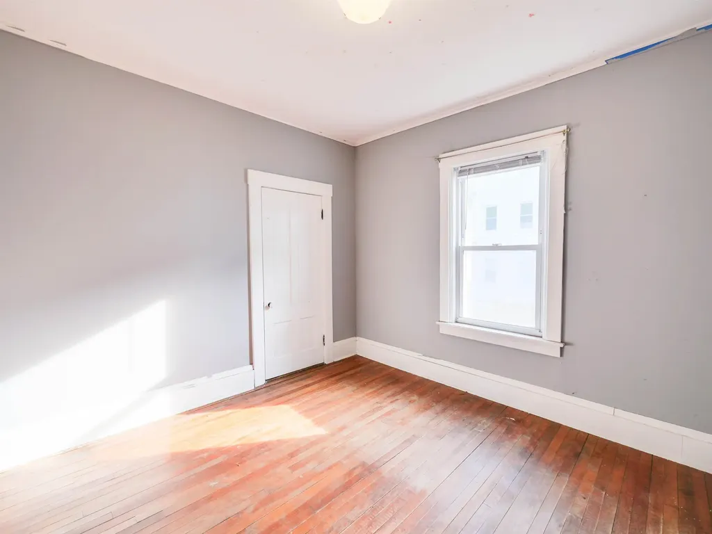 6 Tuttle Street Rockingham VT 05101