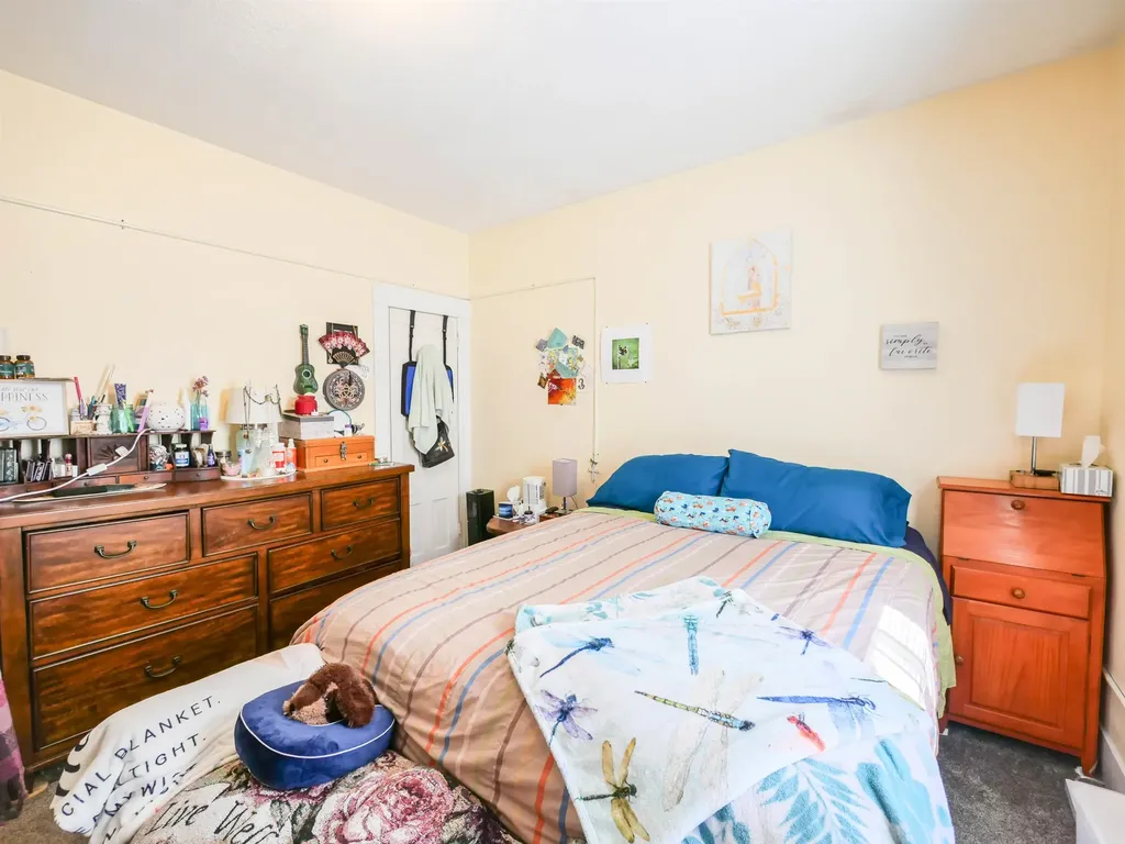 6 Tuttle Street Rockingham VT 05101