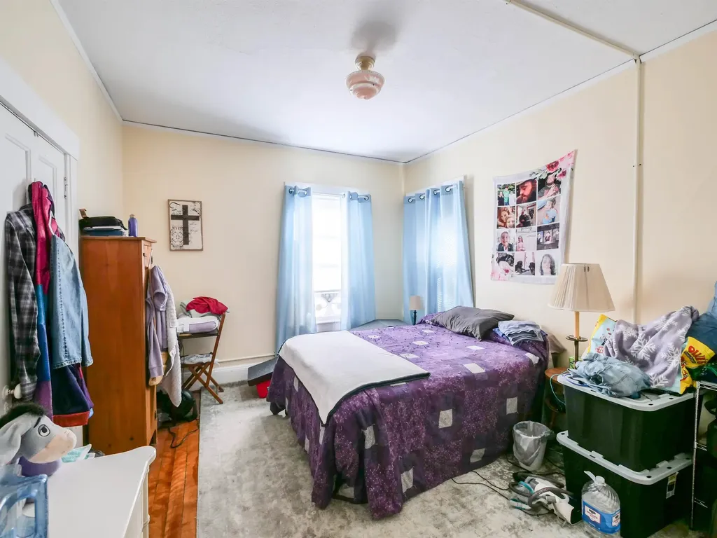 6 Tuttle Street Rockingham VT 05101