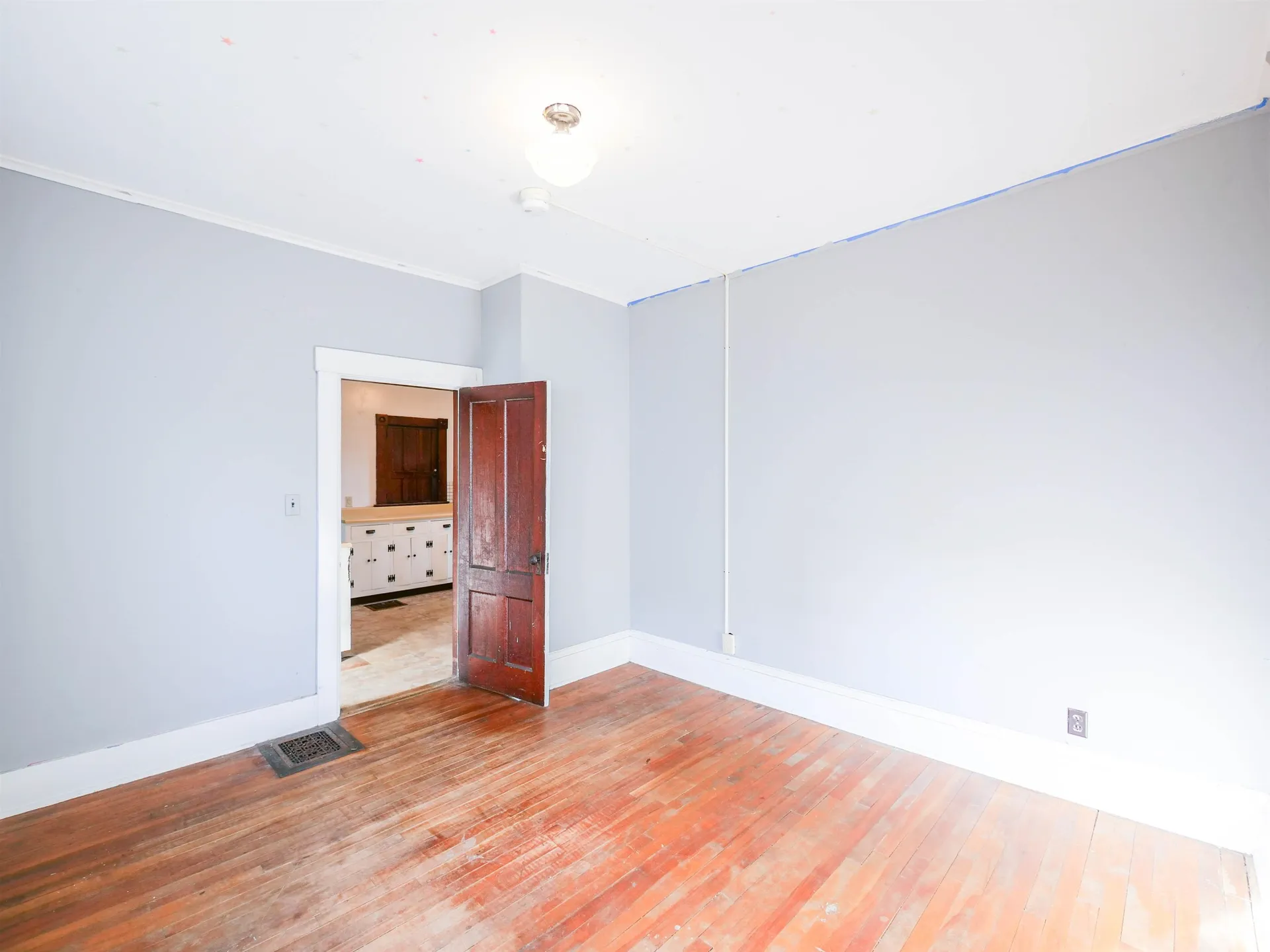 6 Tuttle Street Rockingham VT 05101