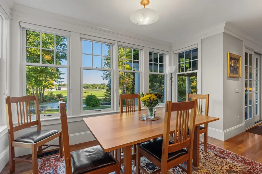 24 Wisteria Drive Dover NH 03820