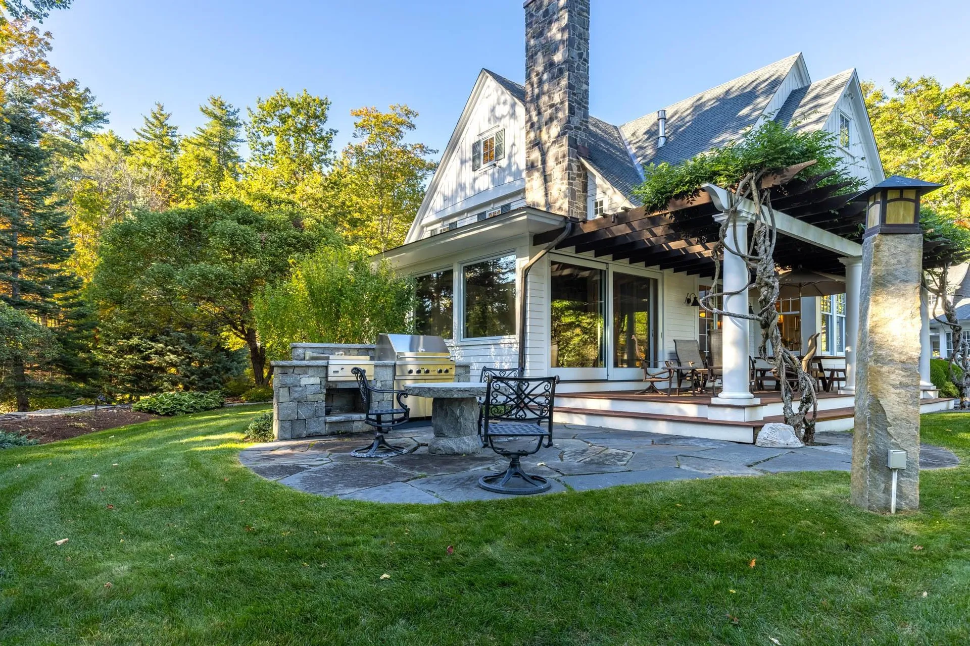 24 Wisteria Drive Dover NH 03820