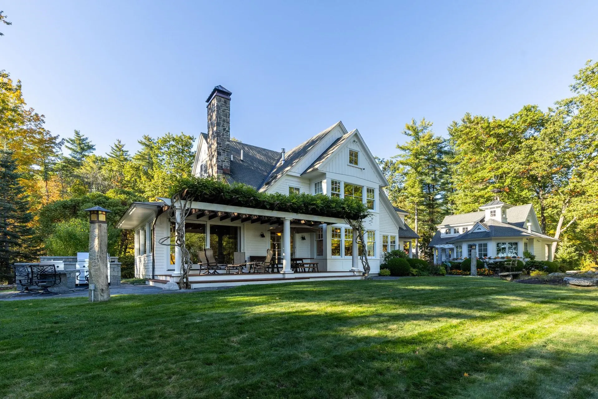 24 Wisteria Drive Dover NH 03820