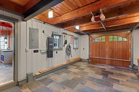 24 Wisteria Drive Dover NH 03820